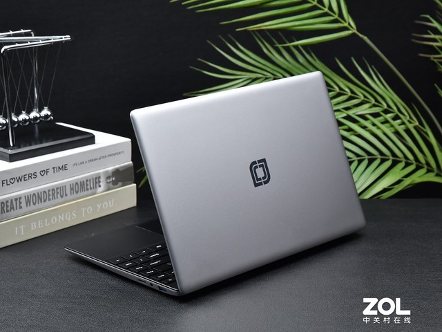 中柏 EZbook X6评测 