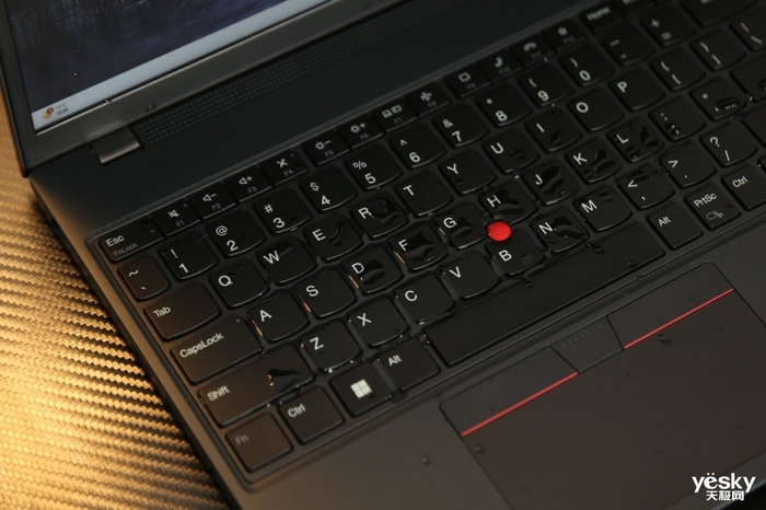 大屏商用笔记本怎么选?ThinkPad L15 Gen 3全面评测,能抗能打的经典之作