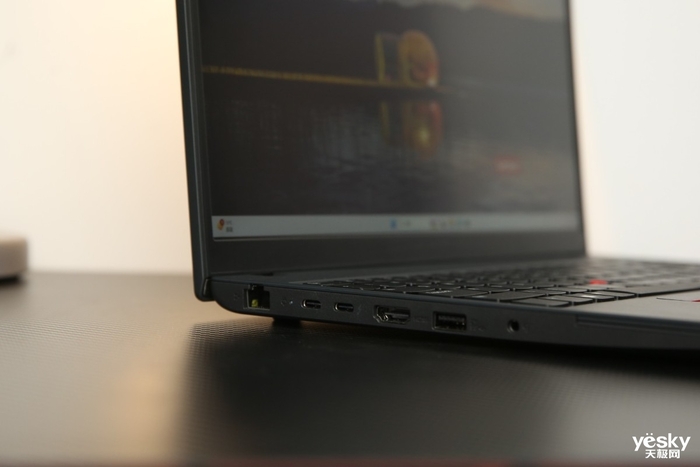 大屏商用笔记本怎么选?ThinkPad L15 Gen 3全面评测,能抗能打的经典之作